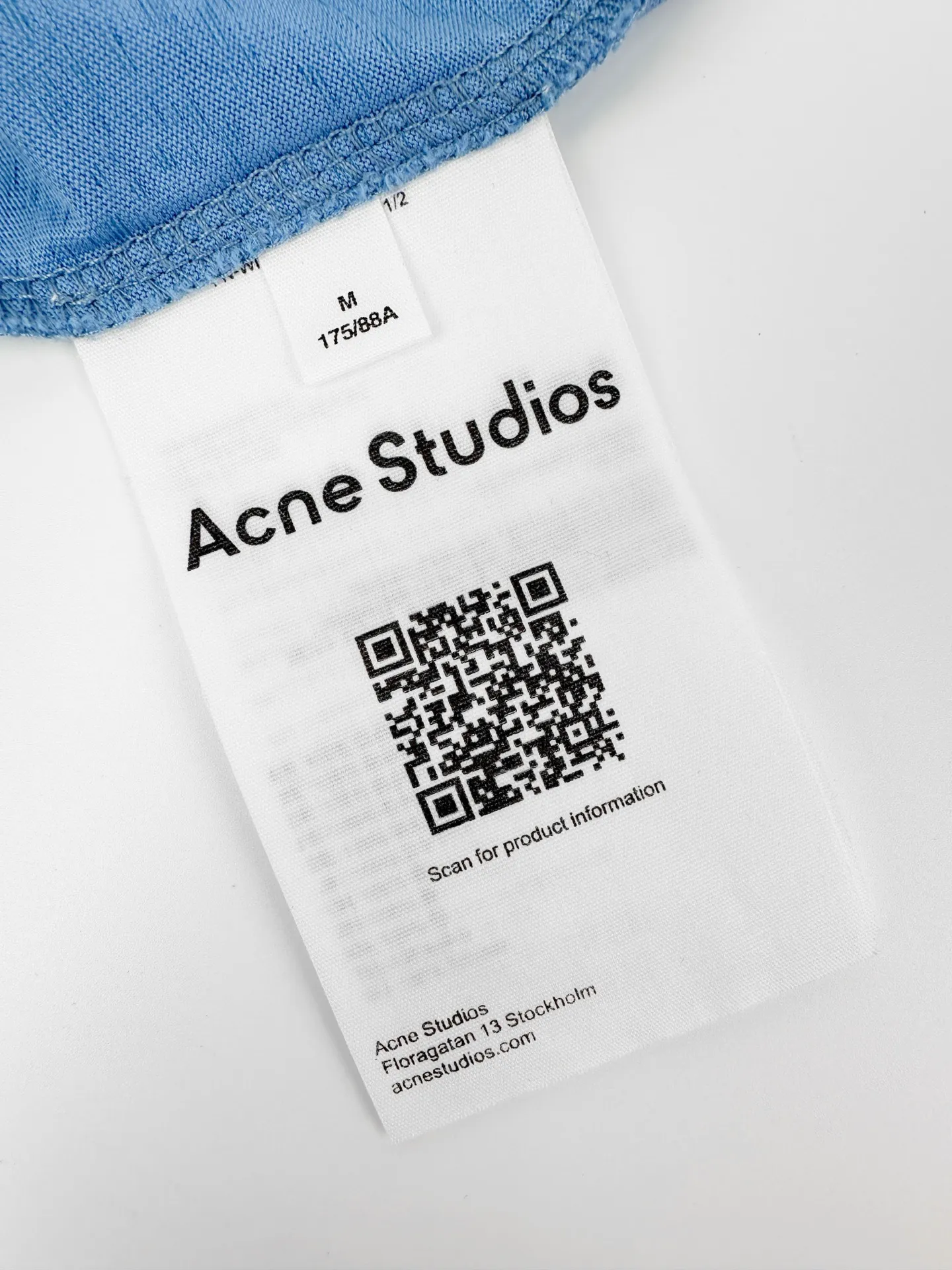 ， ， Breathable。 ， 。 Acne Studios ， 。 ， 。 ， ， ， Versatile。 1 ， 。 2. ， 。 3. ， ， 。 2 ， ， ， 、 ， 。 ： 1:1 Acne ： Size： S M L ： FF